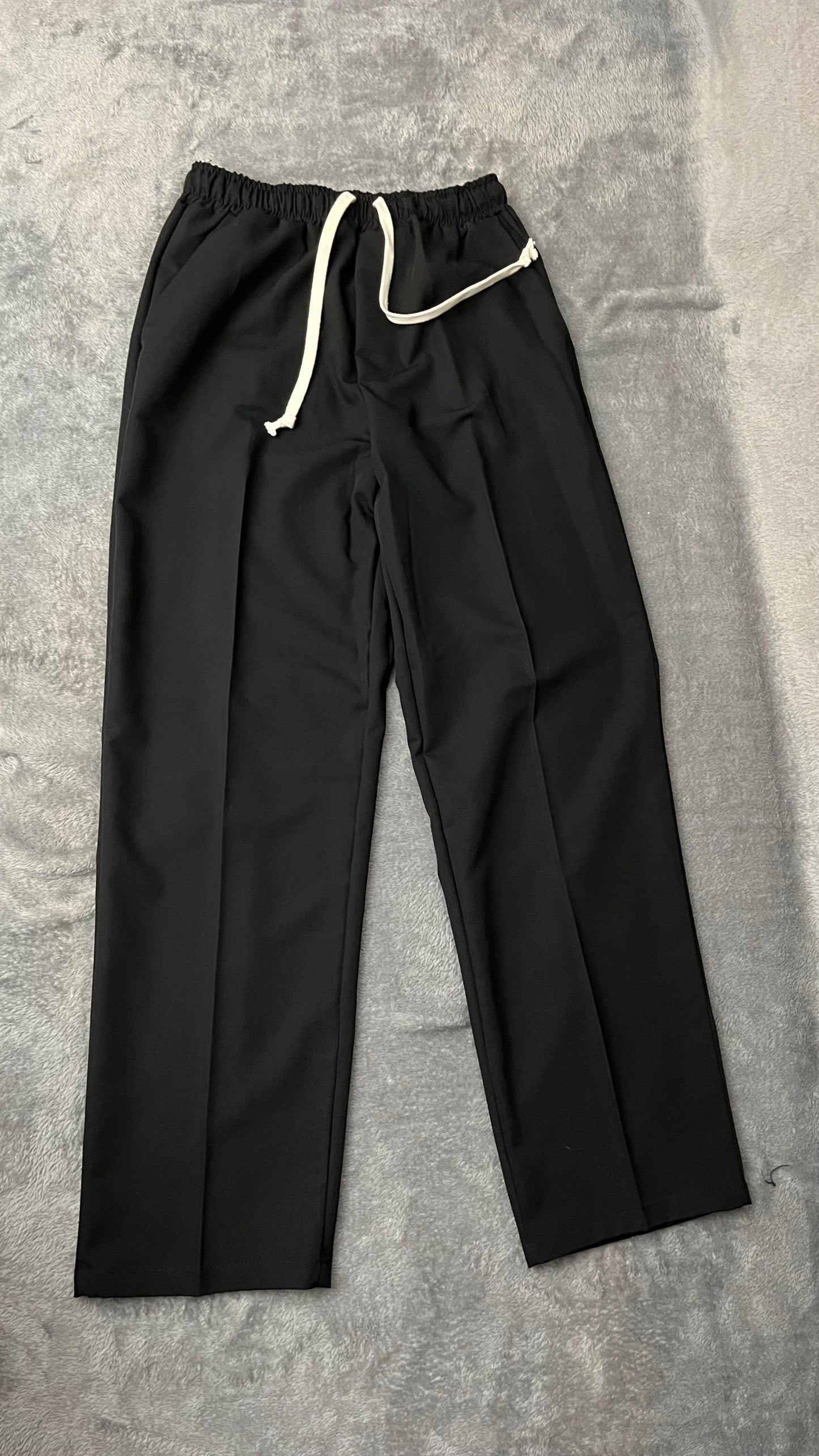 PANTALONE NERO ELEGANTE CON LACCIO